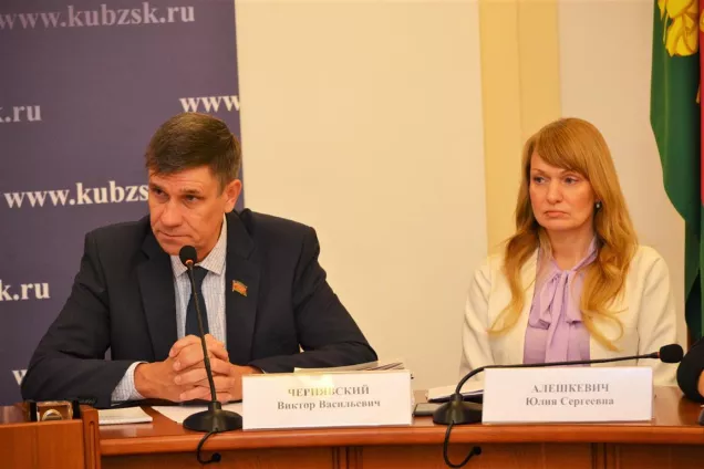 В Законодательном Собрании Краснодарского края  прошел День открытых дверей для школьников