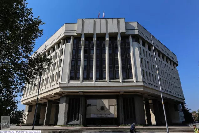 С 1 мая компании  и предприниматели Крыма могут получить средства для частичной компенсации своих потерь