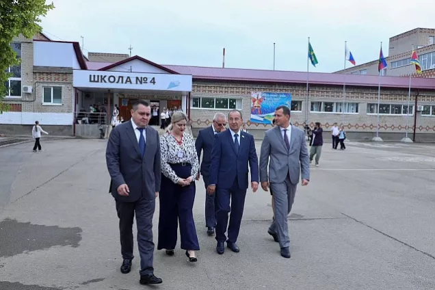 Кубанские депутаты изучили ход реализации постановления ЗСК о развитии Абинского района