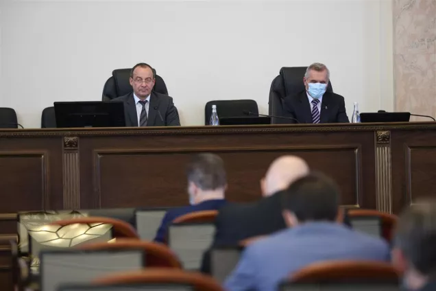 Депутаты-единороссы Кубани приняли во фракцию новых парламентариев