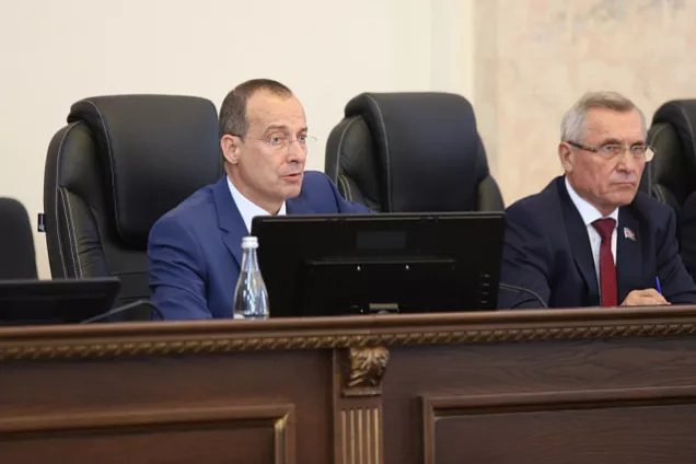 Депутаты ЗСК утвердили новую методику определения размера субвенций на обеспечение жилыми помещениями детей-сирот