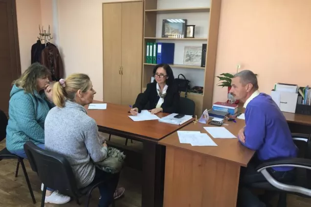 РАБОТА В ОКРУГЕ. Благоустройство придомовой территории – основная тема обращений граждан округа № 3