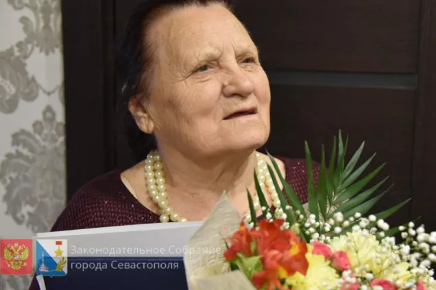 Владимир Немцев поздравил участницу ВОВ Валентину Андреевну Павлову с 91-летием