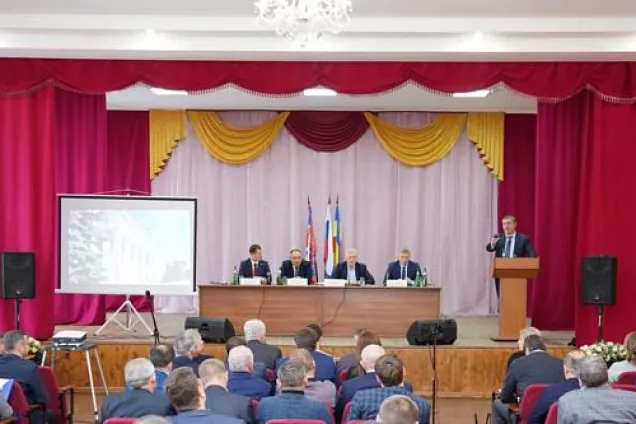 Депутаты на заседании в Серафимовичском районе обсудили вопросы экологии и лесоразведения