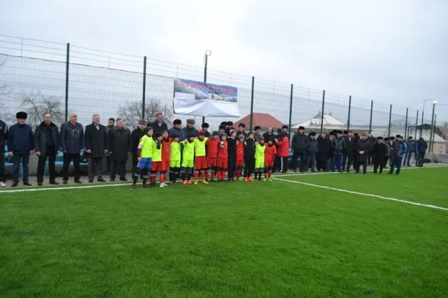 В сельском поселении Инарки прошла торжественная церемония открытия спортивной площадки, посвящённой памяти сотрудника полиции Руслана Багаудиновича Котиева