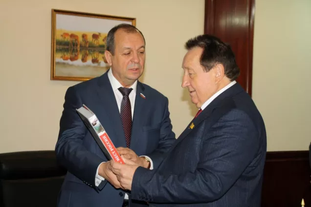 Парламенту Республики Калмыкия исполнилось четверть века