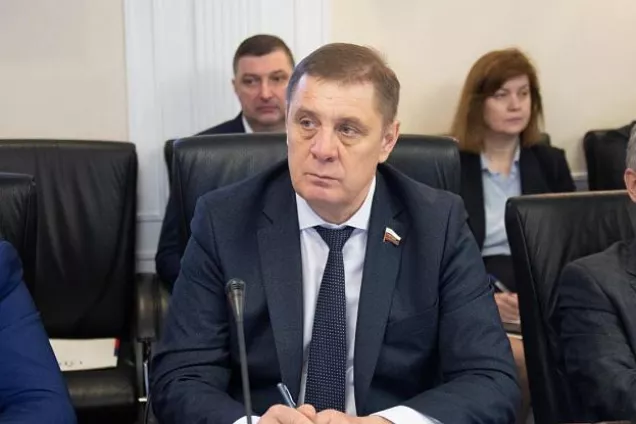 Верхняя палата Федерального Собрания поддержала изменения в Основной закон 