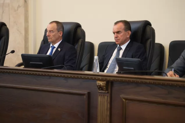 Ю.Бурлачко.Внесение изменений в краевой бюджет позволит выполнить все обязательства перед жителями Кубани