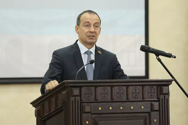 Председатель ЗСК Юрий Бурлачко принял участие в торжественном мероприятии, посвященном 85-летию образования прокуратуры Кубани