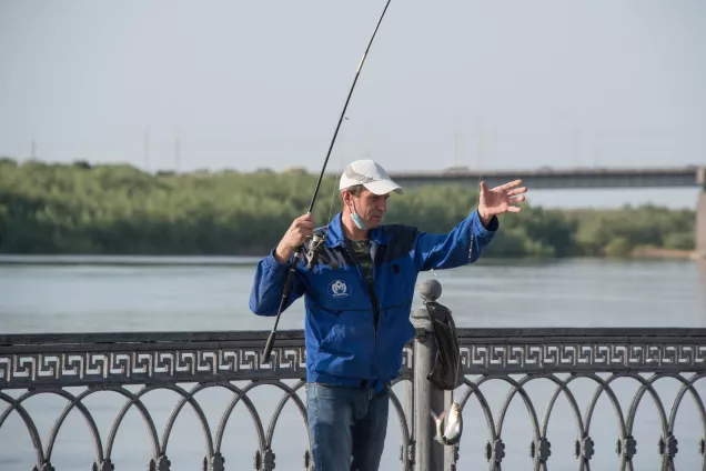 С Днём рыбака!