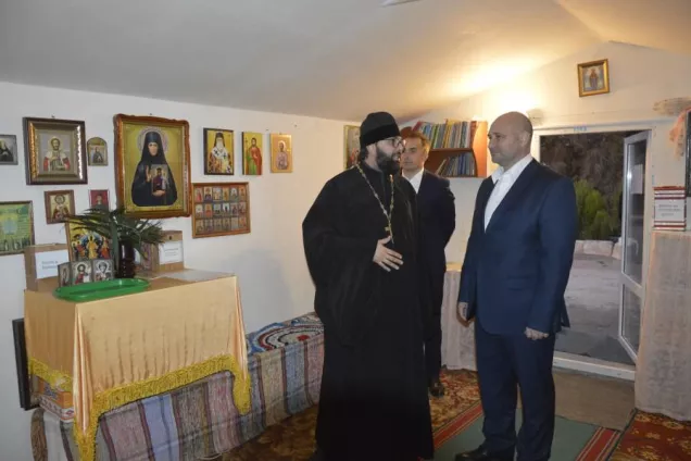 Владимир Немцев посетил место будущего Мемориального сквера во имя святого апостола Филиппа