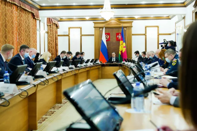 Выплаты должны производиться медикам Кубани не в отчетах, а в реальности