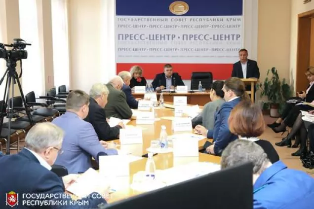 Комитет по культуре и вопросам охраны культурного наследия ходатайствует об увеличении расходной части трехлетнего проекта бюджета на 260 млн. рублей