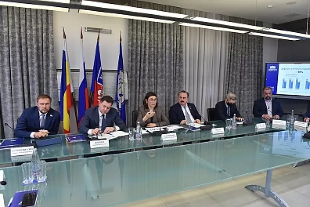 Парламентарии Дона обсудили меры поддержки по подготовке специалистов IT-отрасли