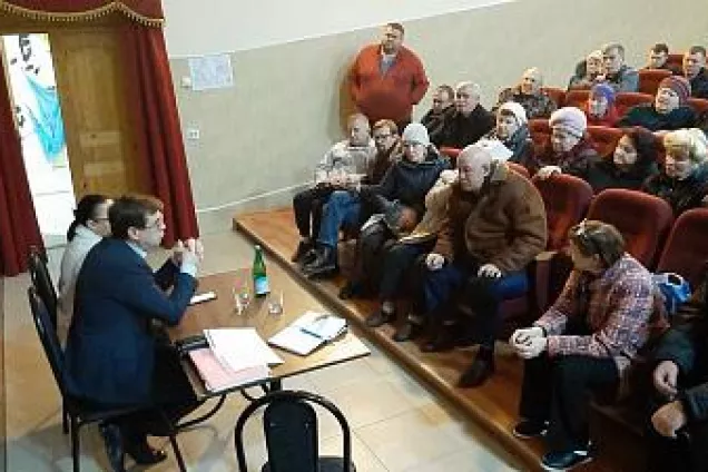 Борис Вальтер провел прием жителей Красносадовского сельского поселения