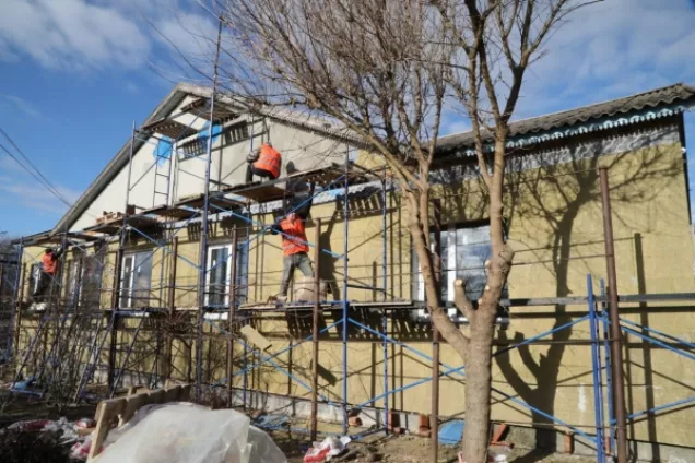 Депутаты Крыма осмотрели благоустройство общественных территорий сельских поселений