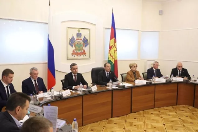 Кубанские законодатели обсудили инициативы по корректировке федеральной правовой базы