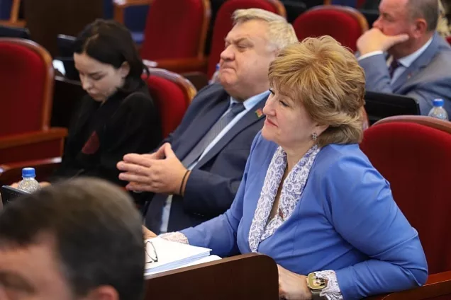 Парламентарии Кубани  рассмотрели доступность оказания транспортных услуг  населению