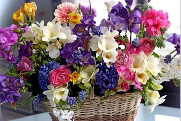 Председатель ЮРПА, председатель ГС РК Владимир Константинов поздравил Президента РФ В.Путина с Днём рождения