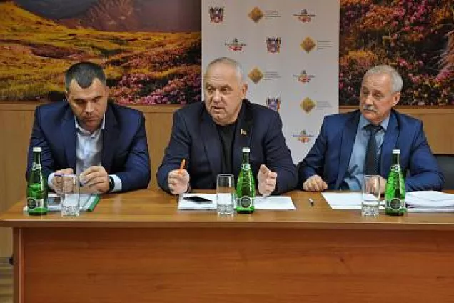 Реализацию национального проекта – под партийный и депутатский контроль