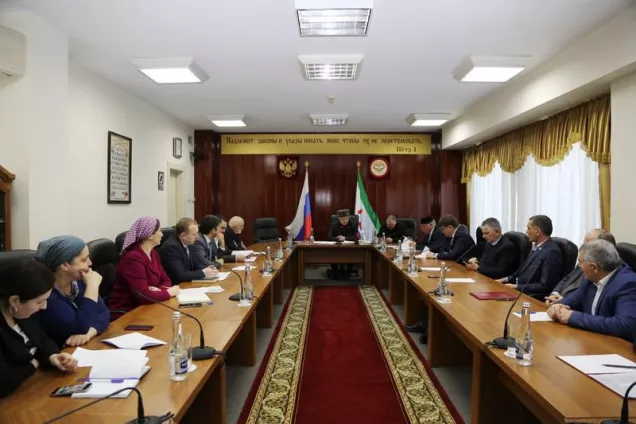 В Парламенте прошло расширенное заседание комитета по здравоохранению и социальной политике