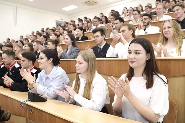 В День российского студенчества спикер ГД о законах, направленных на поддержку студенчества и образования