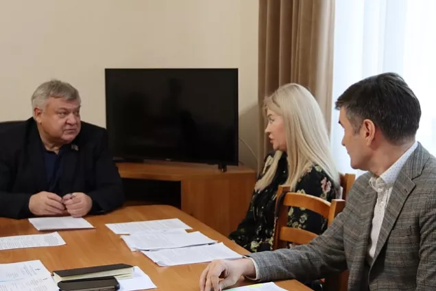 Кубанские депутаты  обсудили правовое регулирование содержания памятников культурного наследия