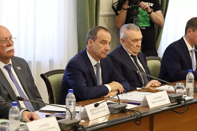 В ЗСК прошел круглый стол по вопросам развития Новопокровского района Кубани