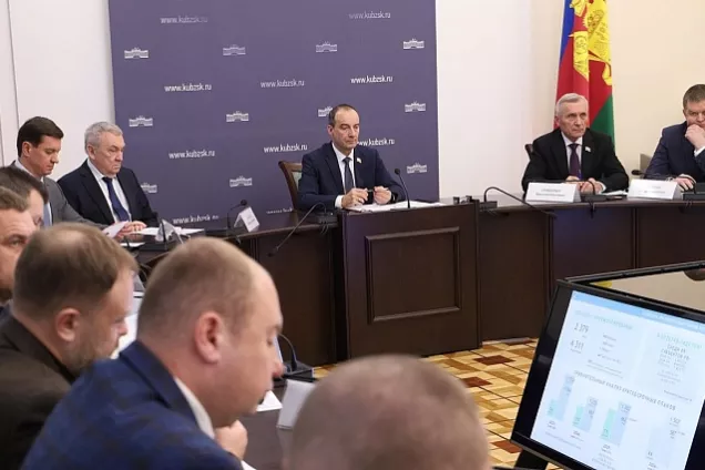 Депутаты Кубани проанализировали  выполнения плана по капремонту многоквартирных домов в крае