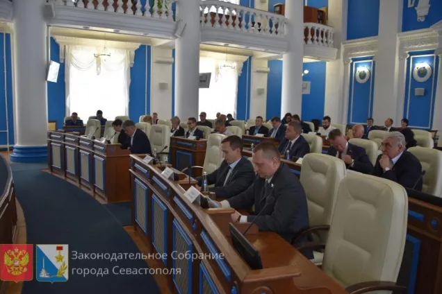 Севастопольский парламент принял закон о валежнике