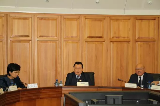 
Депутаты Парламента Калмыкии одобрили кандидатуру Председателя Правительства Республики Калмыкия