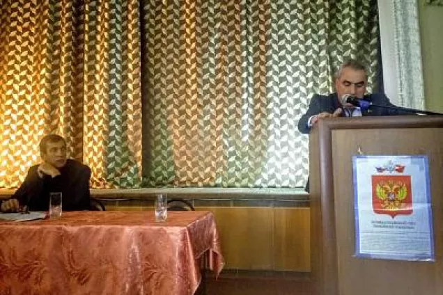 Виктор Халын: «Хочу отметить внимание и готовность помочь,  с которыми относятся к обращениям граждан администрация и социальные службы Пролетарского района» 