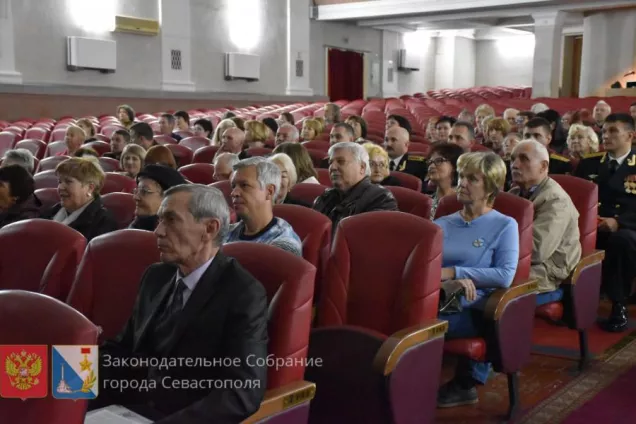 Евгений Дубовик поздравил сотрудников гидрометцентра Черноморского флота со 110-й годовщиной