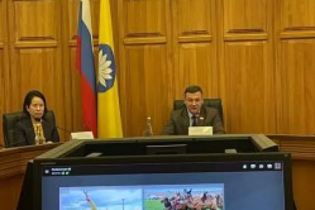 Спикер парламента Калмыкии Михайлов принял участие в заседание комиссии по туризму Совета законодателей РФ