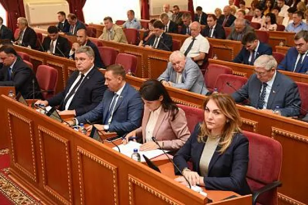 Законодательное Собрание Ростовской области просит дополнить федеральный закон запретом продажи никотиносодержащей продукции 