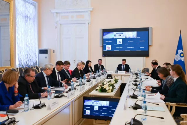 Парламентарии  МПА СНГ работают над законом о платформенной занятости