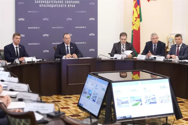 Депутаты ЗСК оценили темпы исполнения госпрограммы по развитию общественной инфраструктуры