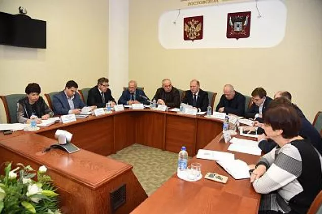 В Законодательном Собрании обсудили подготовку муниципальных автодорог к эксплуатации в зимний период