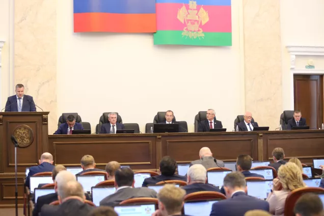 Парламентарии Кубани обсудили  меры по увеличению производства ягодных культур в регионе