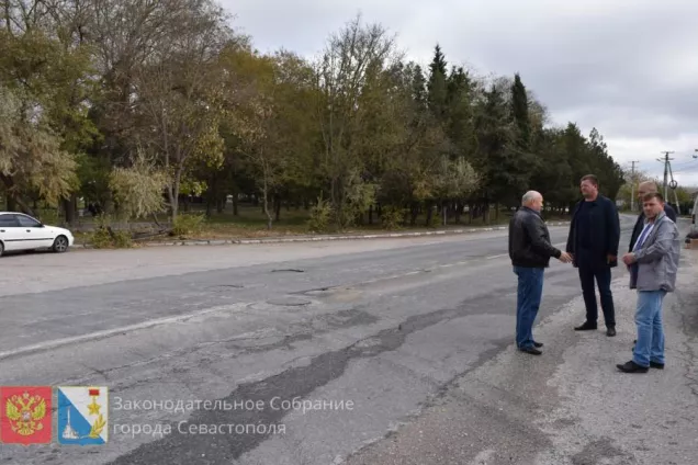 «Болевые» точки посёлка Сахарная Головка – на контроле у Вячеслава Камзолова