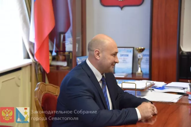 Главы парламентов Севастополя и Крыма провели рабочую встречу