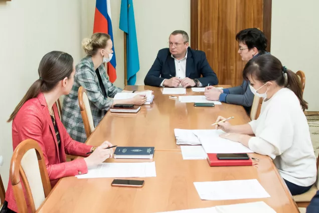 Законодатели Астраханской области готовят обращение о создании федерального регистра «Ветеранов труда»