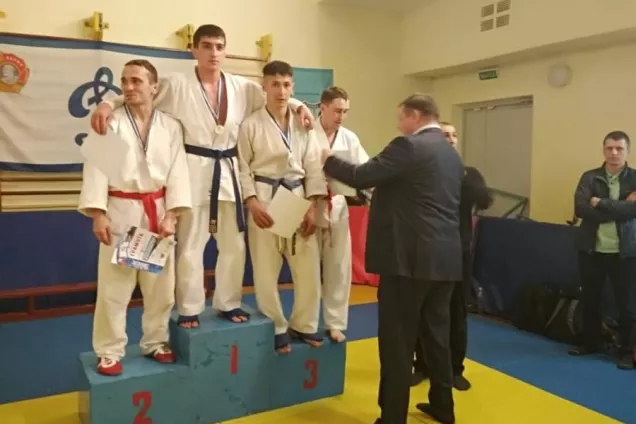 В Севастополе соревновались бойцы по рукопашному бою