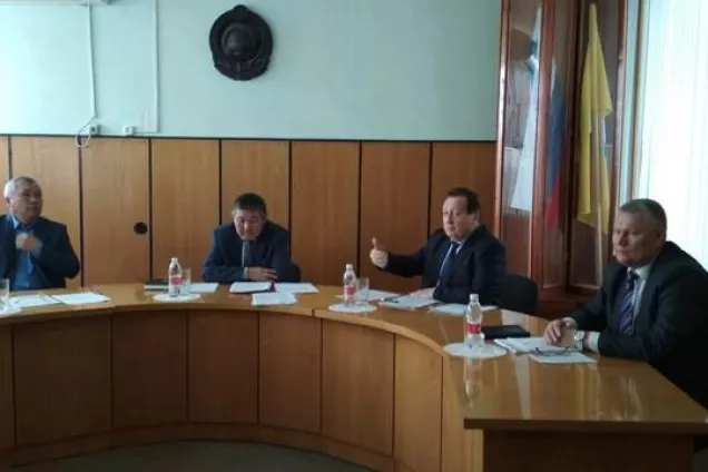 Парламентский контроль исполнения задач органами муниципальной власти в рамках реализации нацпроектов на территории Яшалтинского района РК