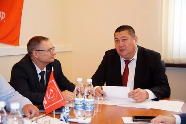 Региональные парламентарии подали декларации за 2019 год