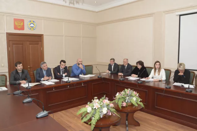 В Комитете по законодательству прошло заседание