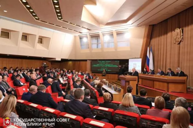 Владимир Батуренко: На ремонт и замену водоотводящих сетей Керчи в 2020 году необходимо выделить 640 миллионов рублей