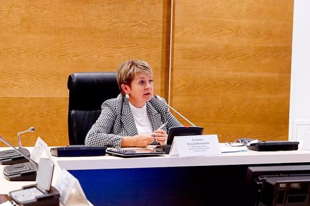 Пожилым людям в период пандемии уделяется первоочередное внимание