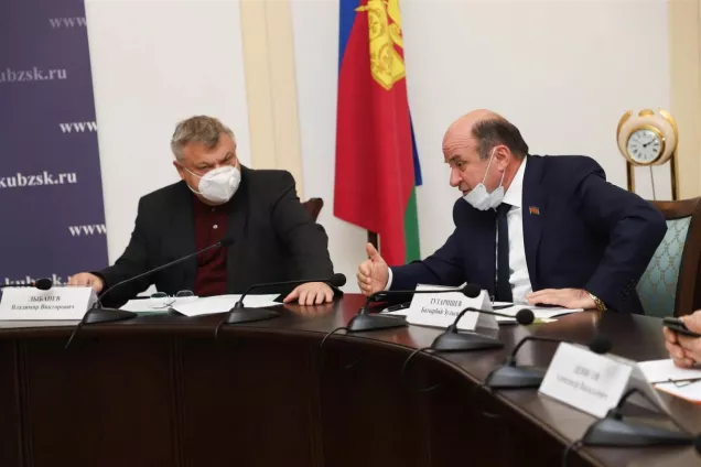 Депутаты Кубани выслушали предложения экспертов по совершенствованию строительного законодательства