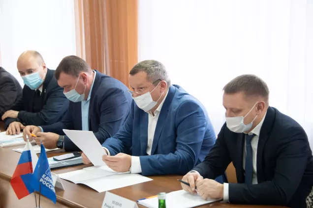 Председатель Думы Астраханской области Игорь Мартынов провел прием граждан